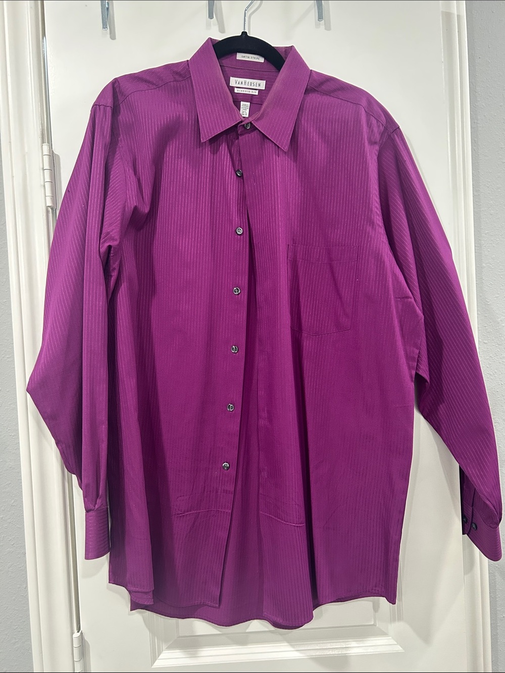 Van Heusen Men’s Magenta Dress Shirt